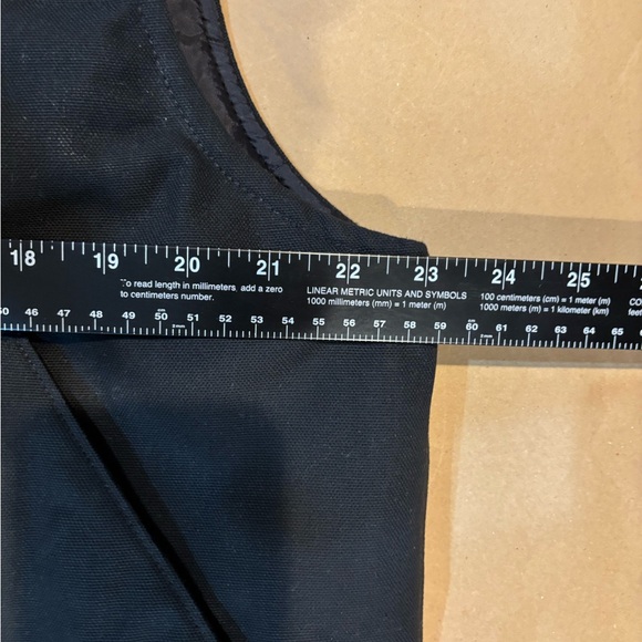 🔥🔥Brand New Carhartt Duck Canvas Black Insulated Vest. Size Large🔥🔥 - Picture 9 of 12